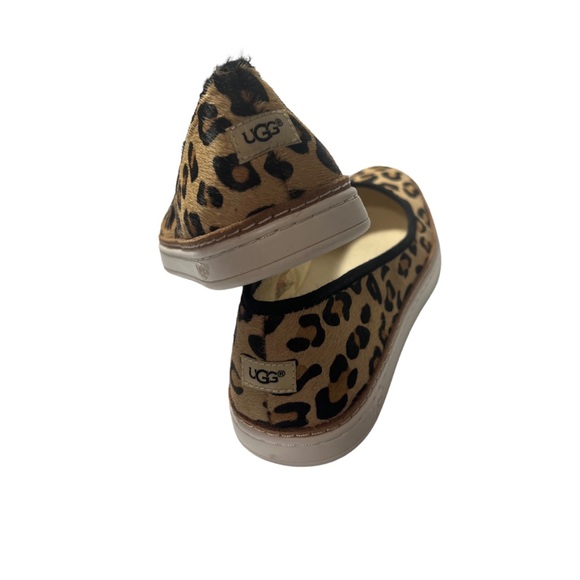 New, UGG Kammi Calf Hair, Leopard Print Slip-On Ballet Flats Size US 8 - Picture 5 of 7